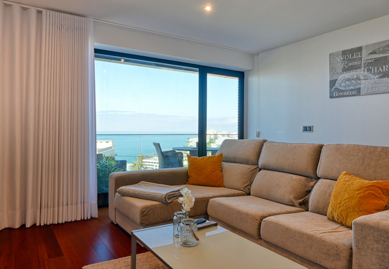 Apartamento en Funchal - Seculo XXI-U, a Home in Madeira