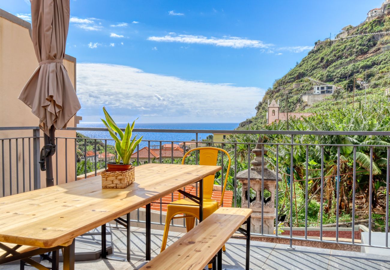 Apartamento en Tabua - Casa da Praia, a Home in Madeira