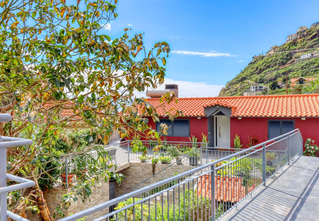 Apartamento en Tabua - Casa da Praia, a Home in Madeira