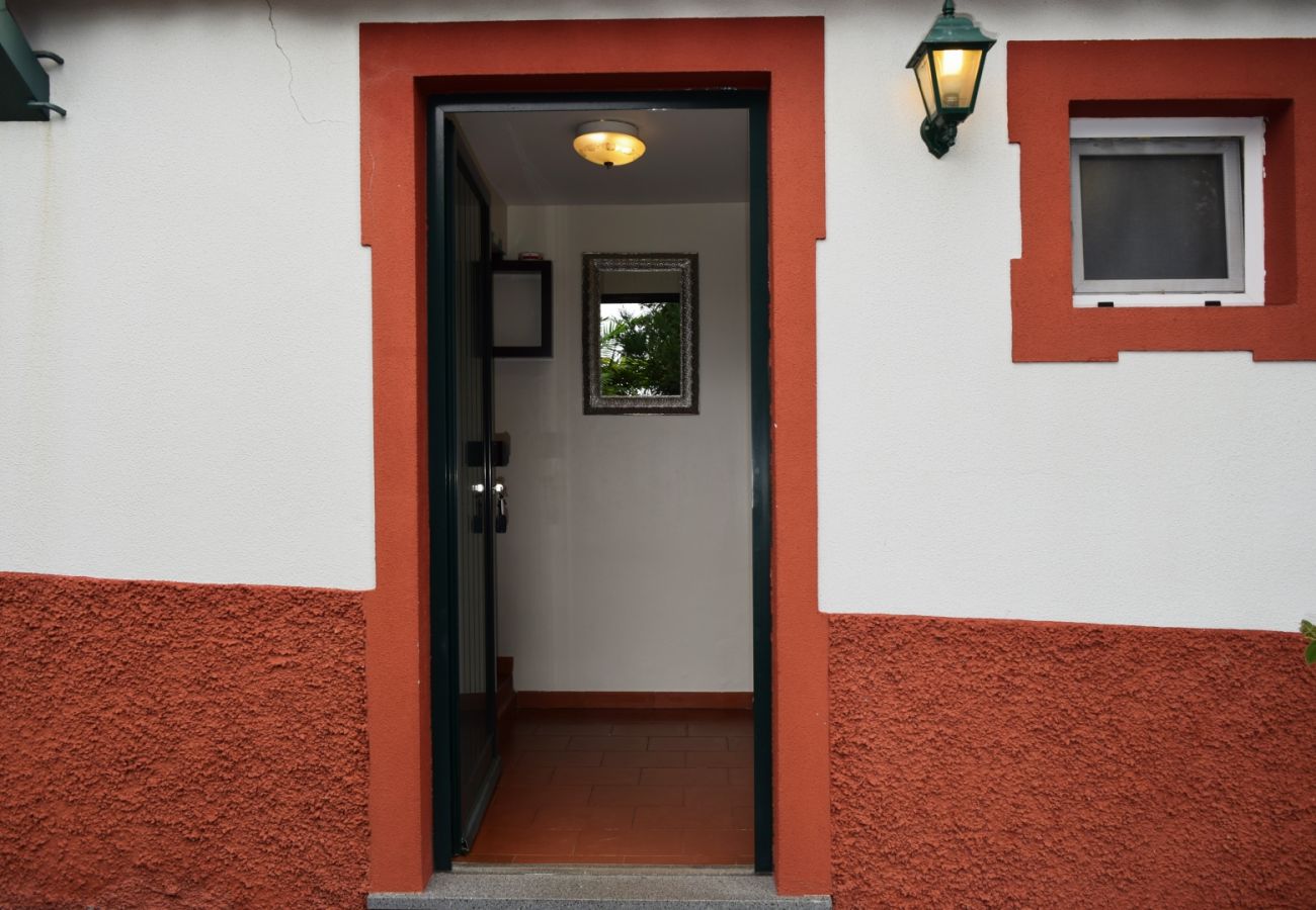 Casa rural en Arco da Calheta - Loureiros Cottage, a Home in Madeira