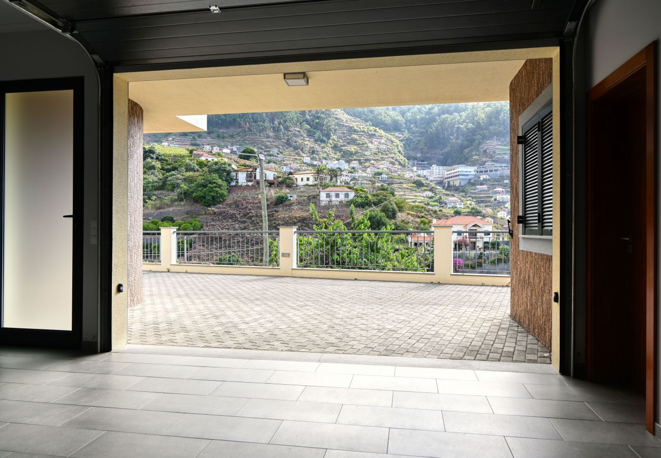 Casa en Campanário - Capelas House, a Home in Madeira