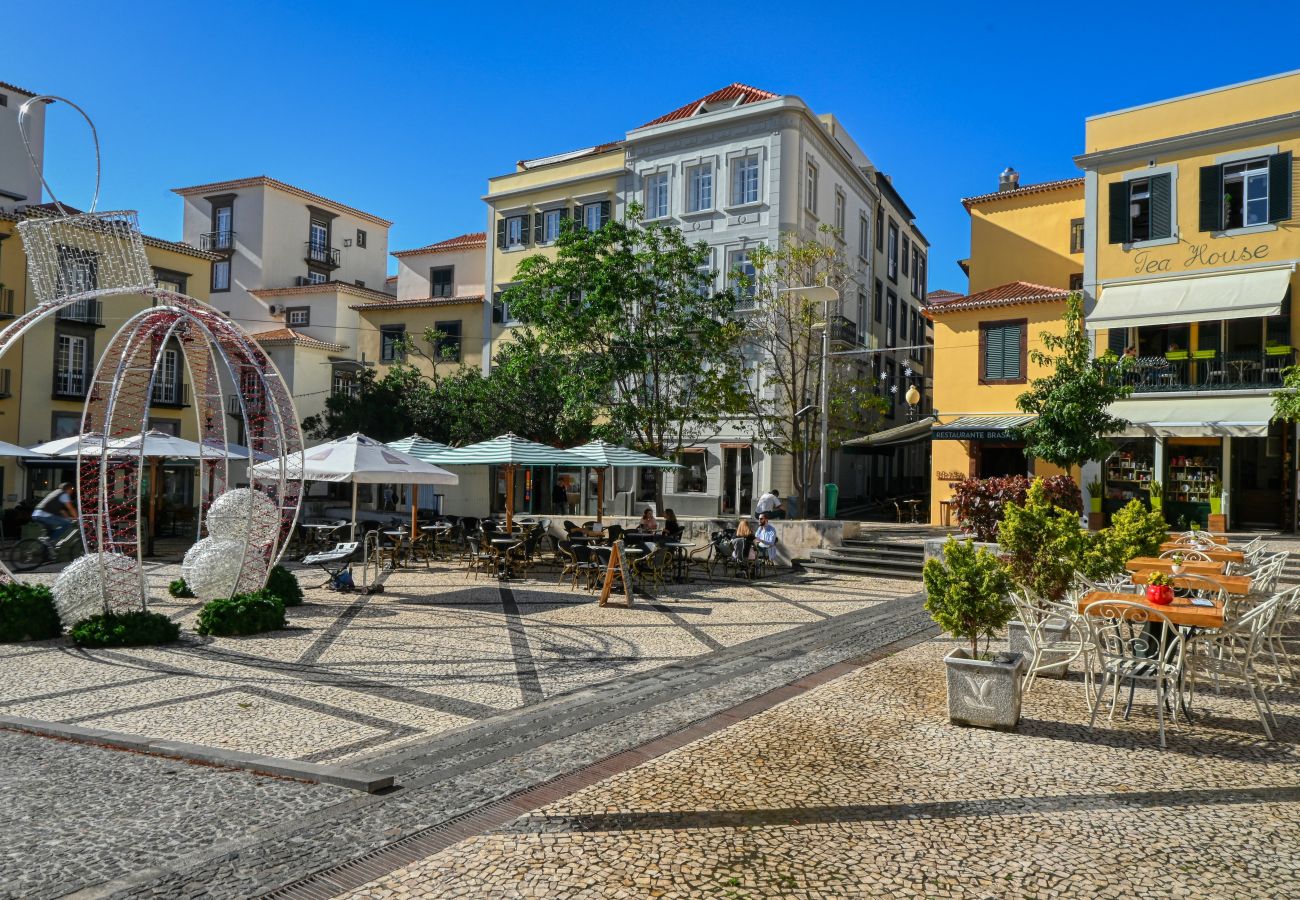 Apartamento en Funchal - Colombo Square, a Home in Madeira