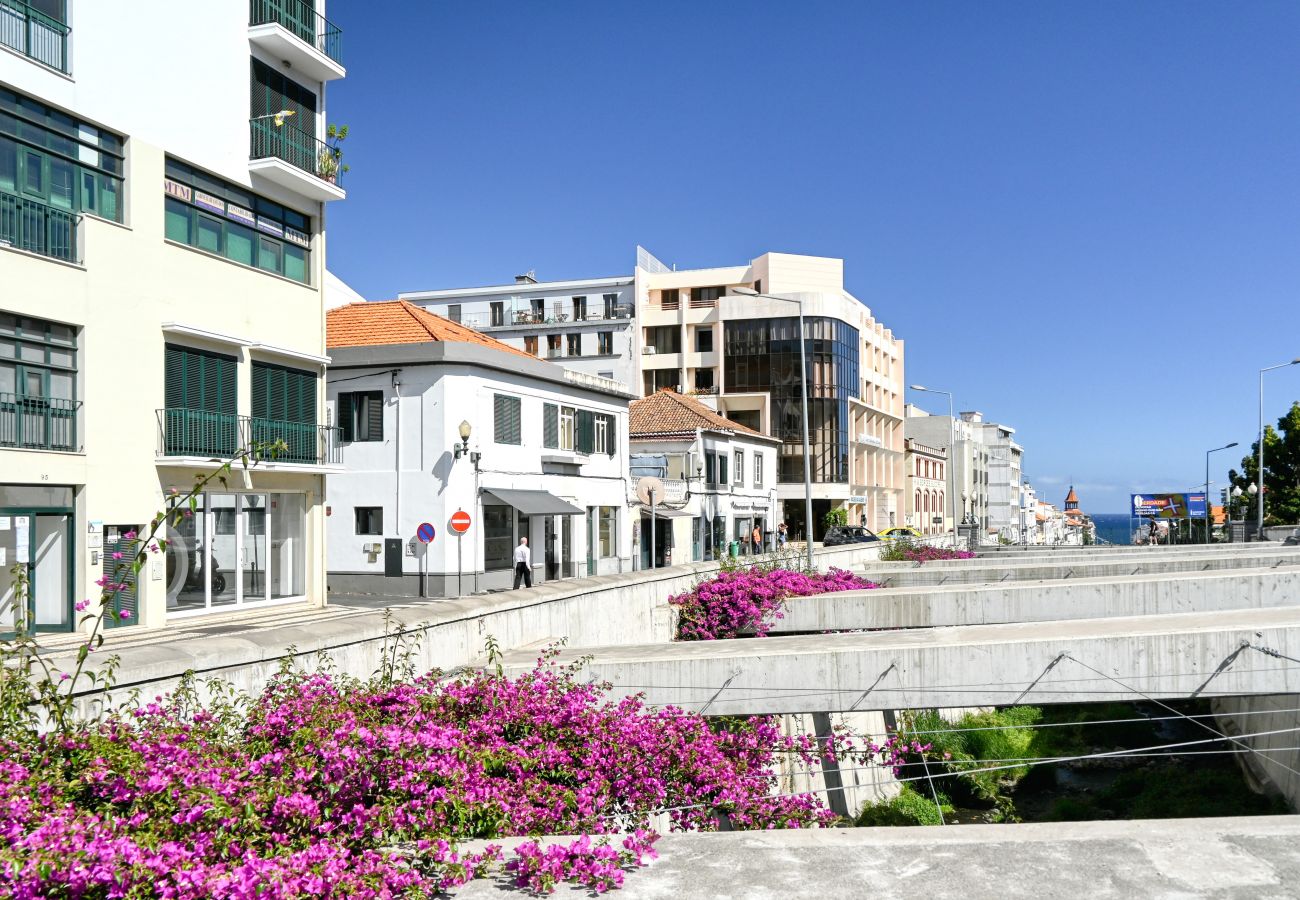 Estudio en Funchal - Beco Santa Emilia 4Q, a Home in Madeira