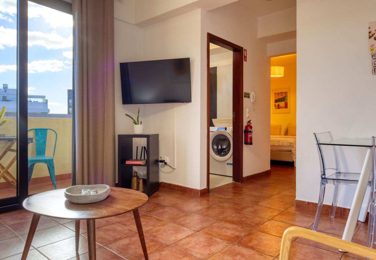 Apartamento en Funchal - Beco Santa Emilia 4N, a Home in Madeira