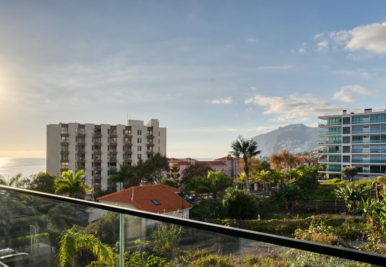 Apartamento en Funchal - Sao Lucas, a Home in Madeira