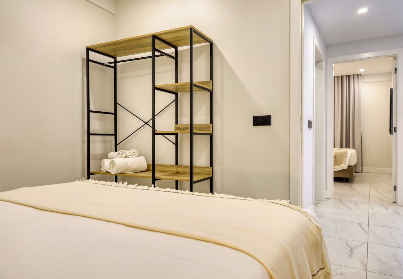 Apartamento en Funchal - Beco Santa Emilia 4O, a Home in Madeira