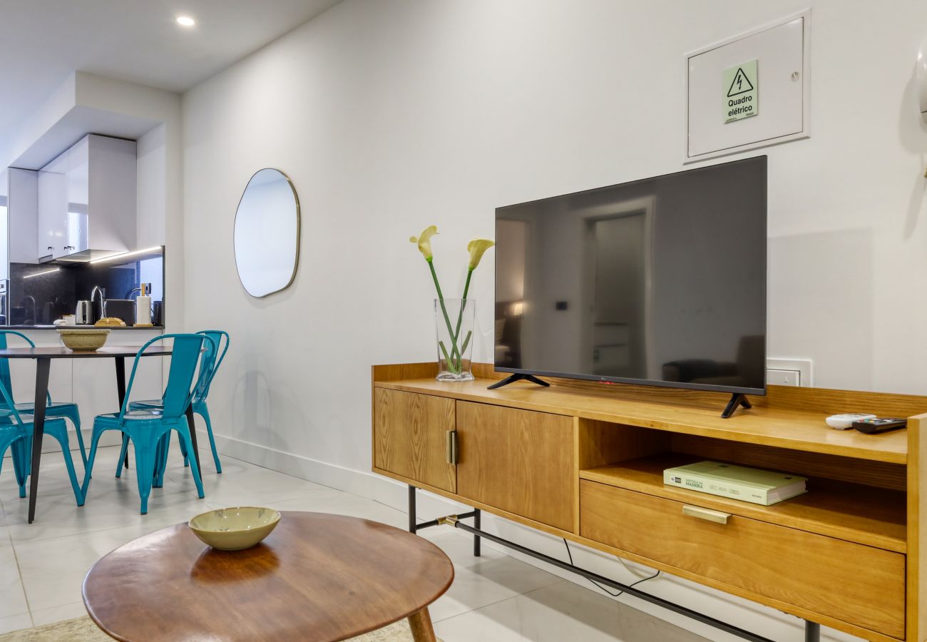 Apartamento en Funchal - Beco Santa Emilia 2G, a Home in Madeira