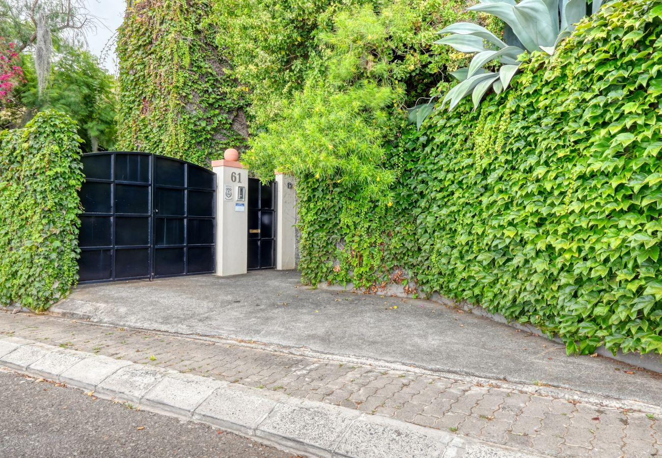 Villa en Funchal - Casa das Bromelias, a Home in Madeira