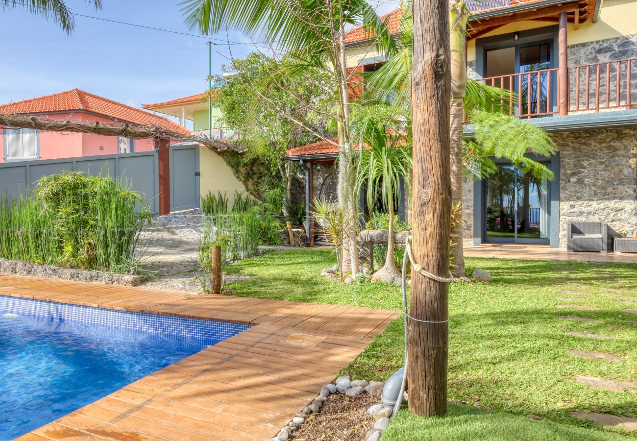 Villa en Calheta - Ricardo House, a Home in Madeira