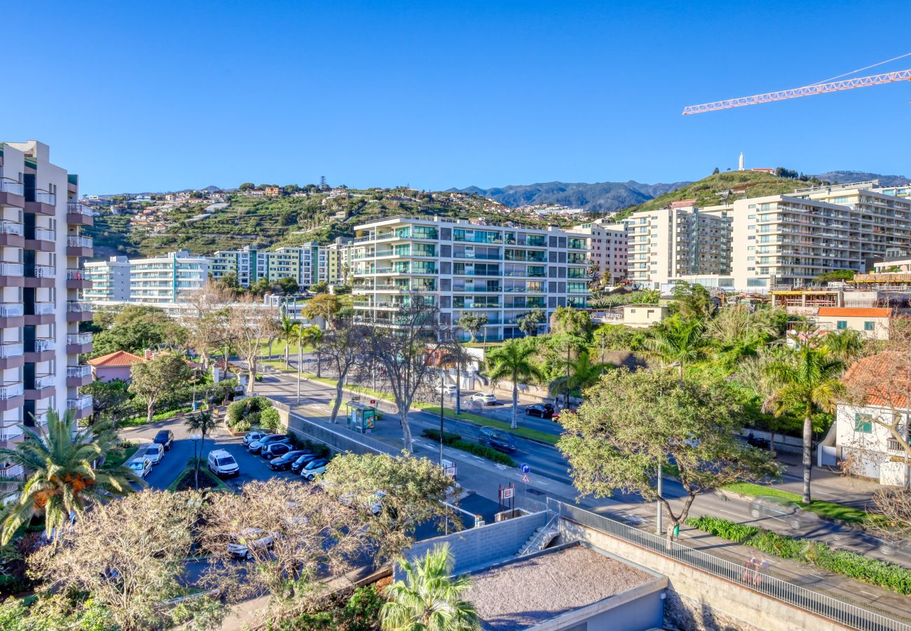 Apartamento en Funchal - Funchal Acqua Blue, a Home in Madeira