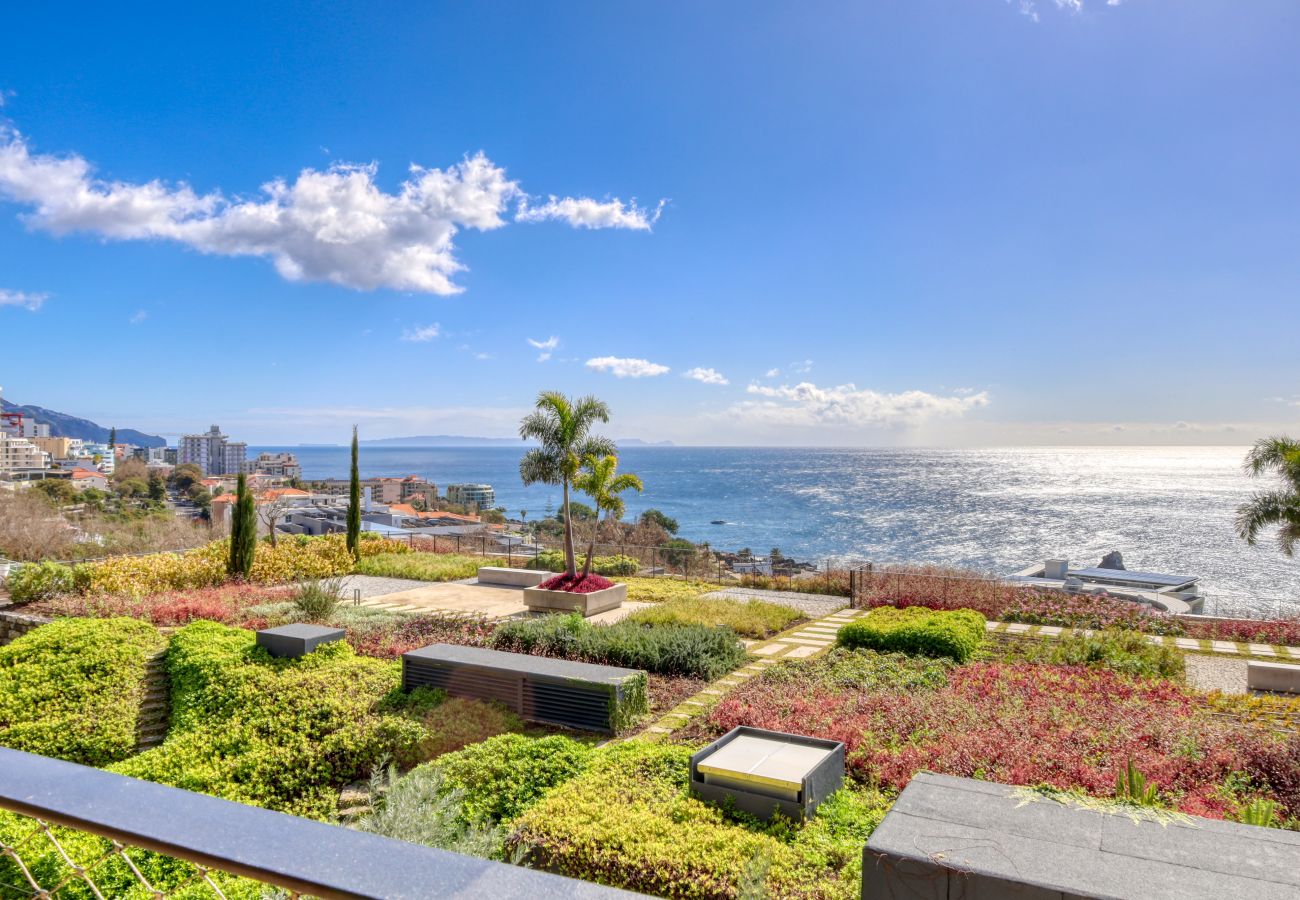 Apartamento en Funchal - Savoy Monumentalis, a Home in Madeira