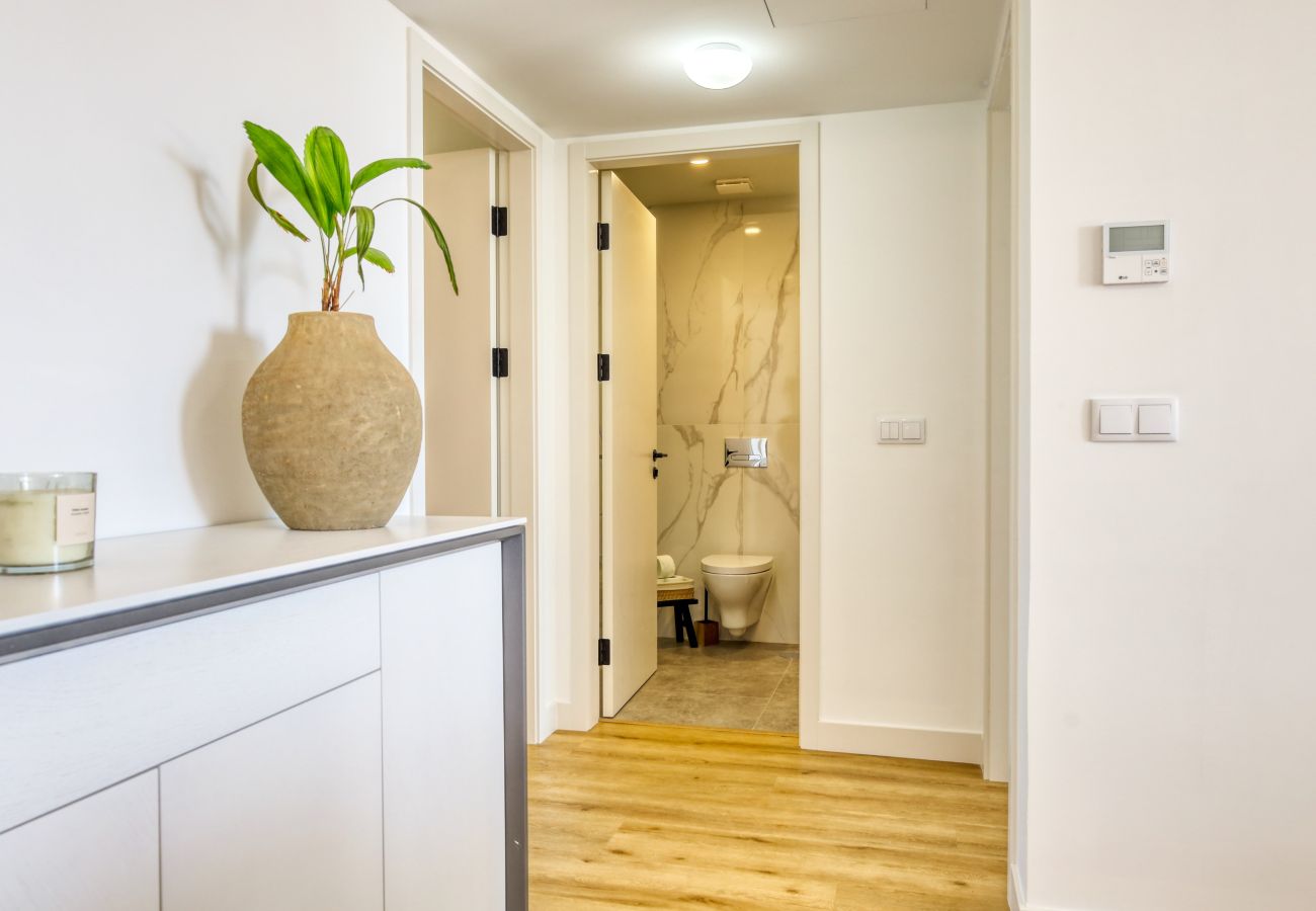 Apartamento en Funchal - The Place Funchal View, a Home in Madeira