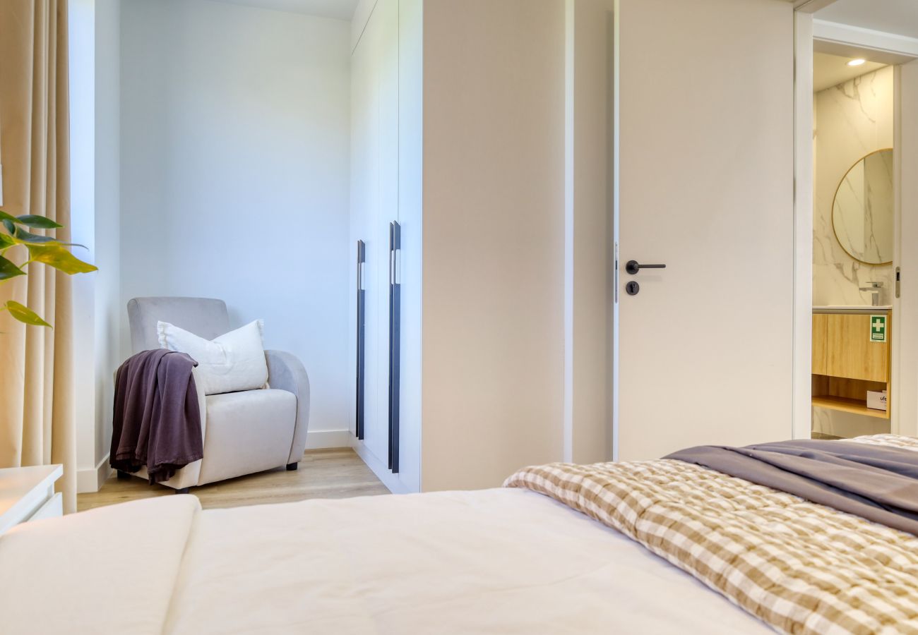 Apartamento en Funchal - The Place Funchal View, a Home in Madeira