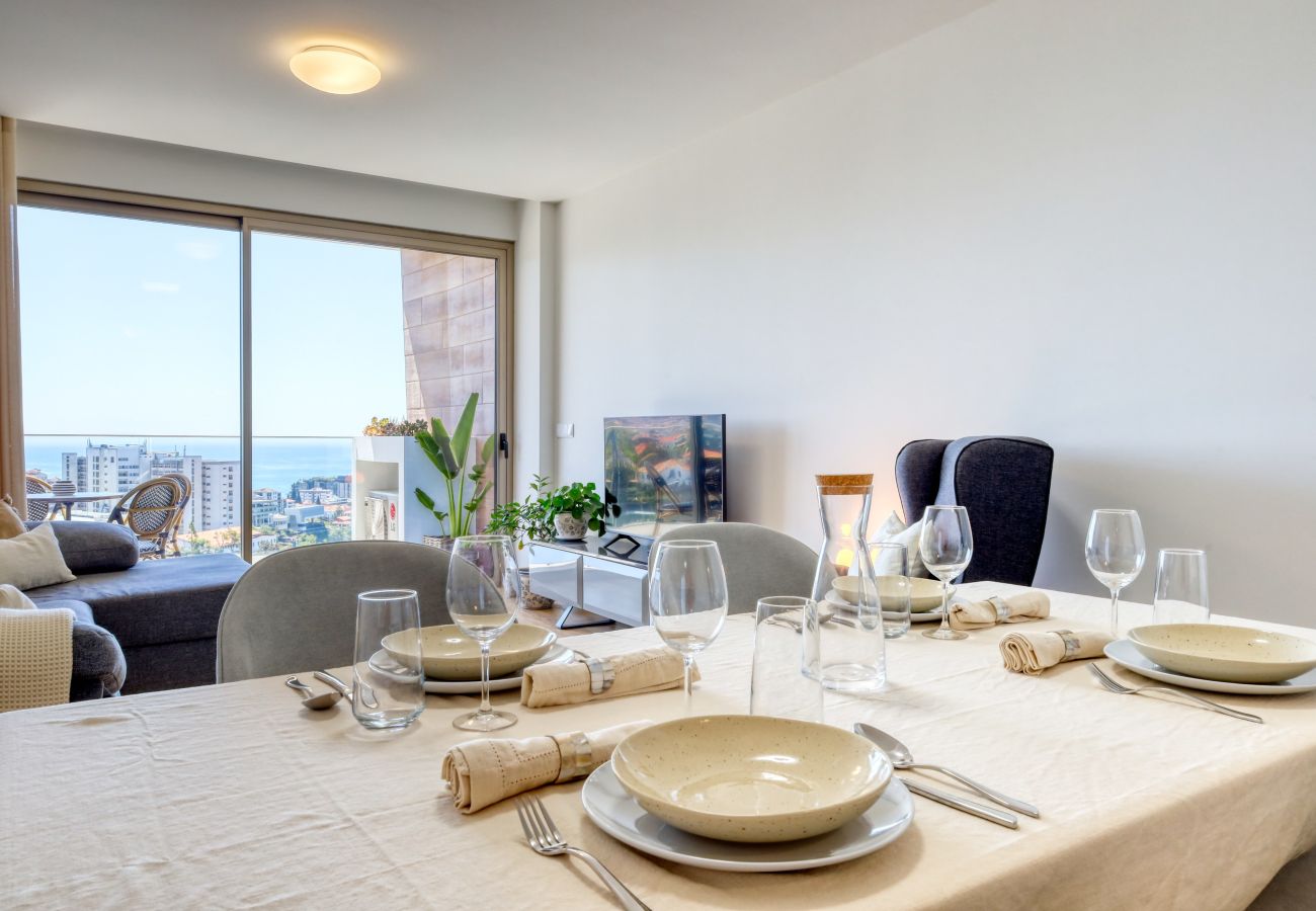 Apartamento en Funchal - The Place Funchal View, a Home in Madeira