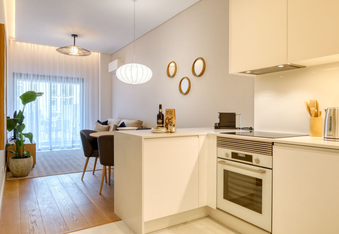 Apartamento en Funchal - Funchal Acqua Blue 3O, a Home in Madeira