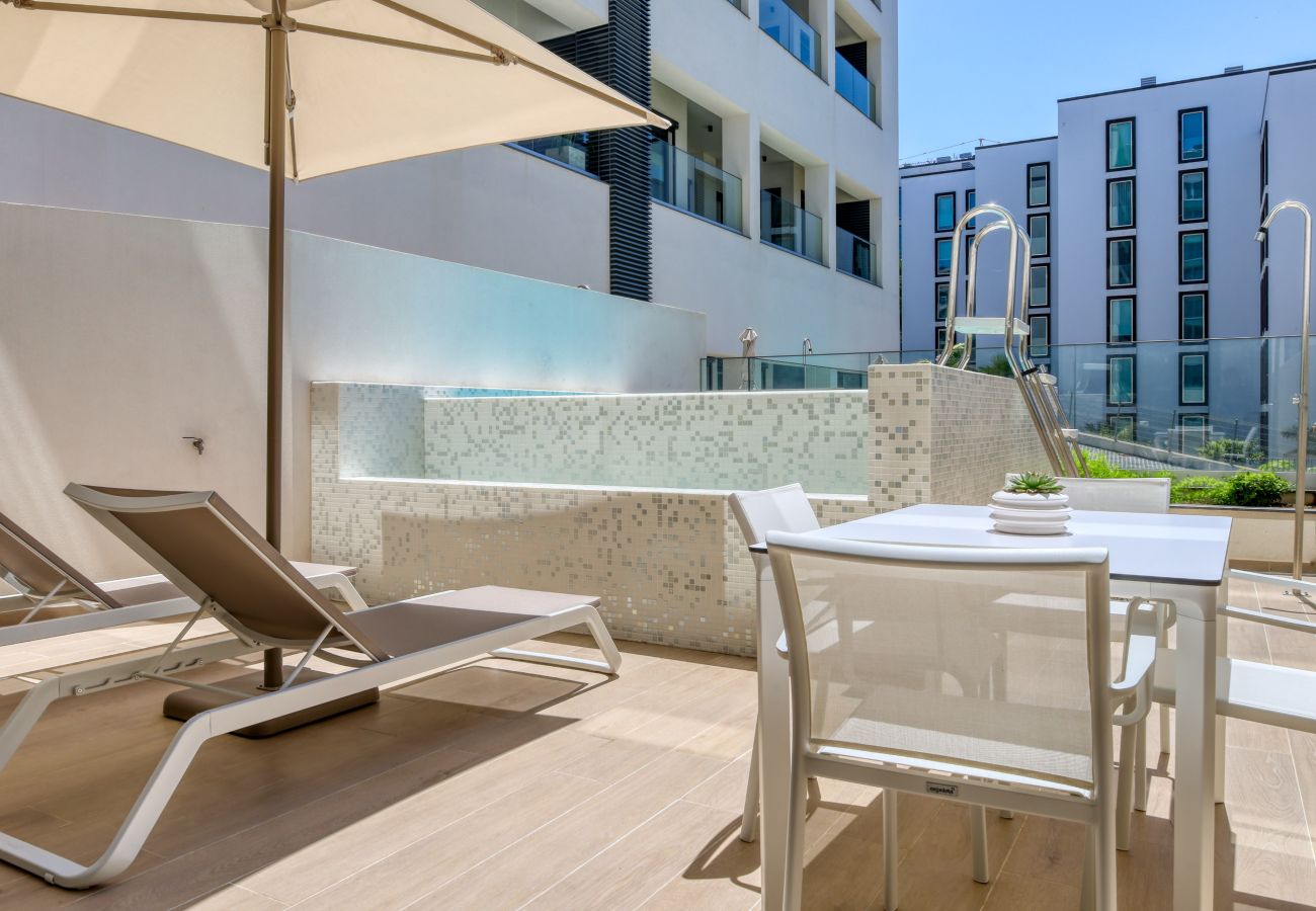 Apartamento en Funchal - Funchal Acqua Blue 3O, a Home in Madeira