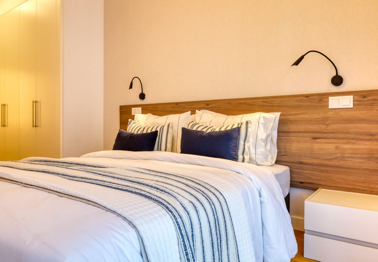 Apartamento en Funchal - Funchal Acqua Blue 3O, a Home in Madeira