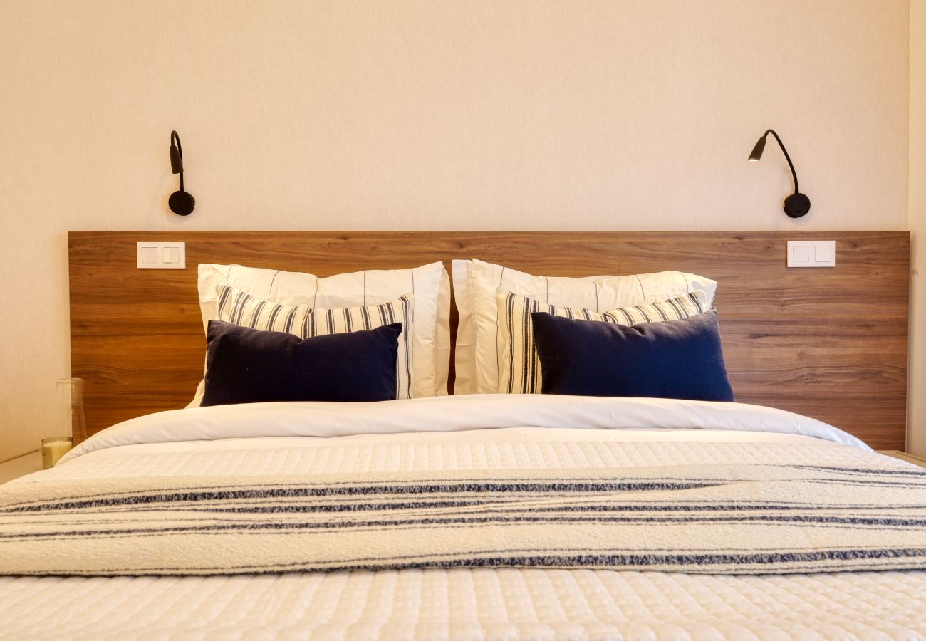 Apartamento en Funchal - Funchal Acqua Blue 3O, a Home in Madeira