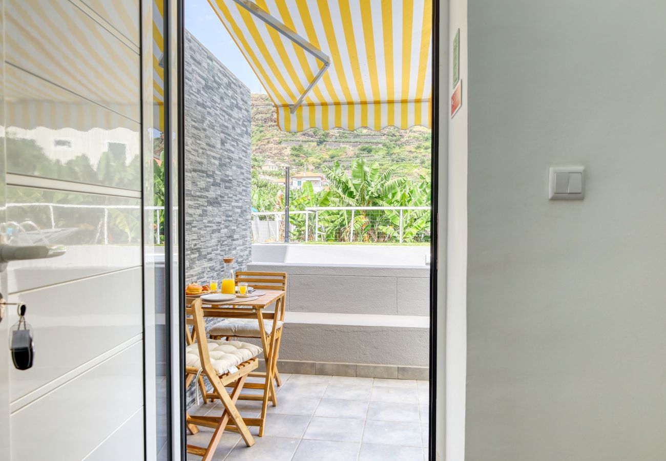 Apartamento en Ponta do Sol - Casa da Tia Celeste III, a Home in Madeira