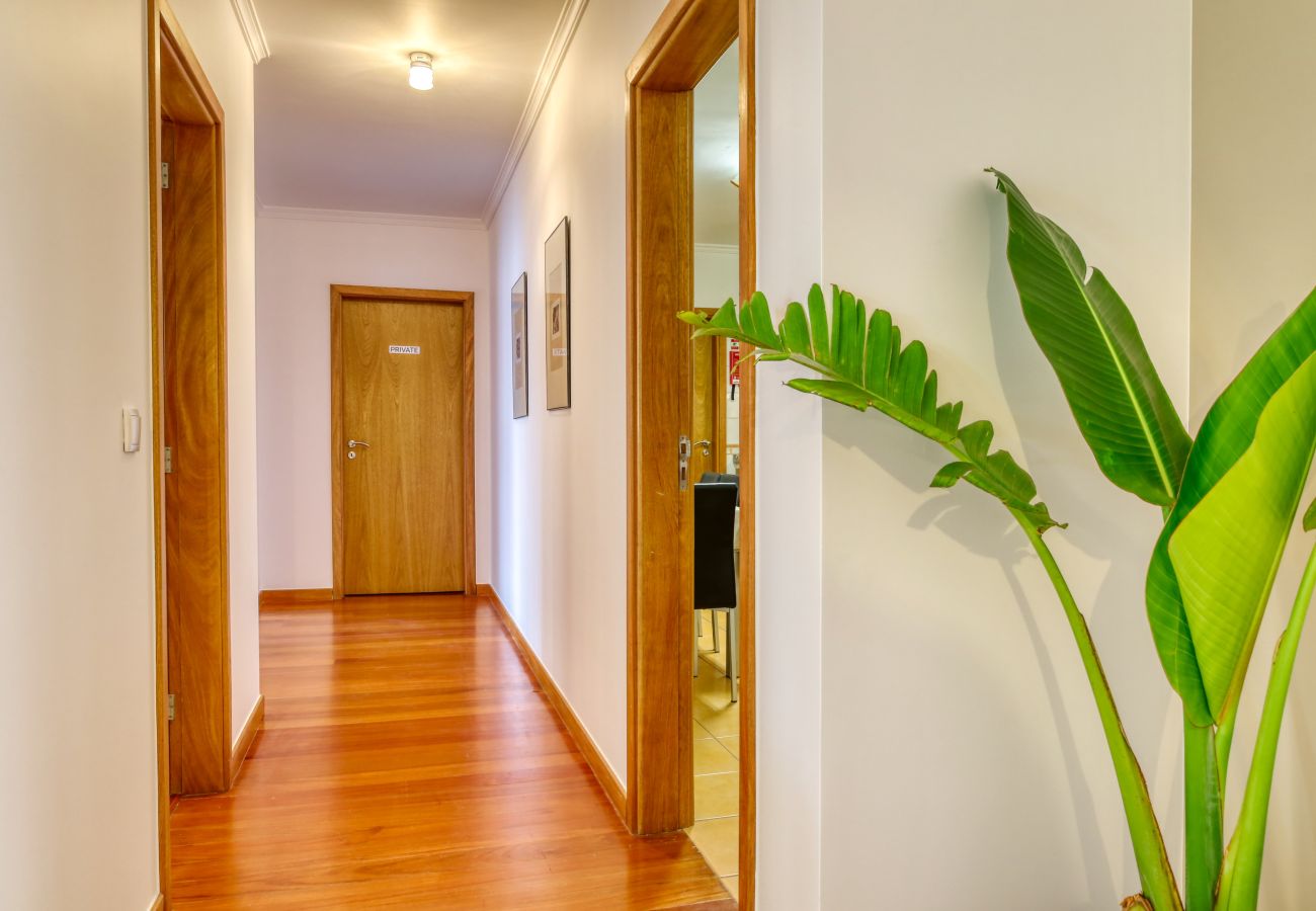 Apartamento en Ponta do Sol - Alziras Place, a Home in Madeira