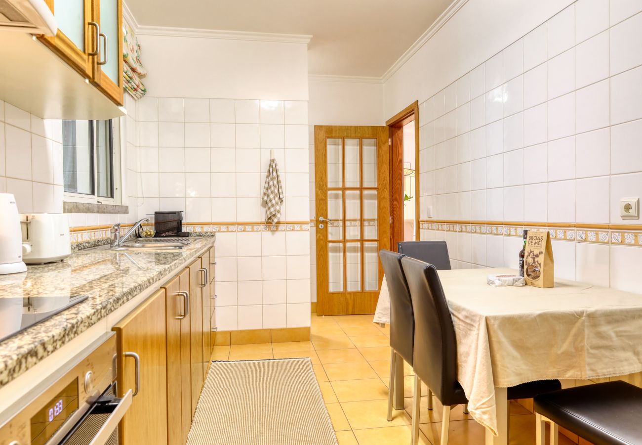 Apartamento en Ponta do Sol - Alziras Place, a Home in Madeira