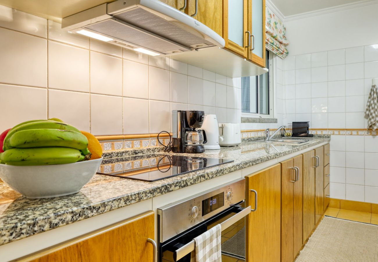 Apartamento en Ponta do Sol - Alziras Place, a Home in Madeira