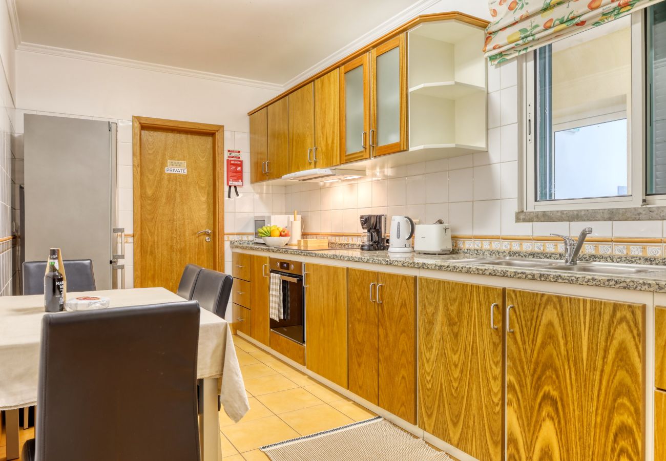 Apartamento en Ponta do Sol - Alziras Place, a Home in Madeira