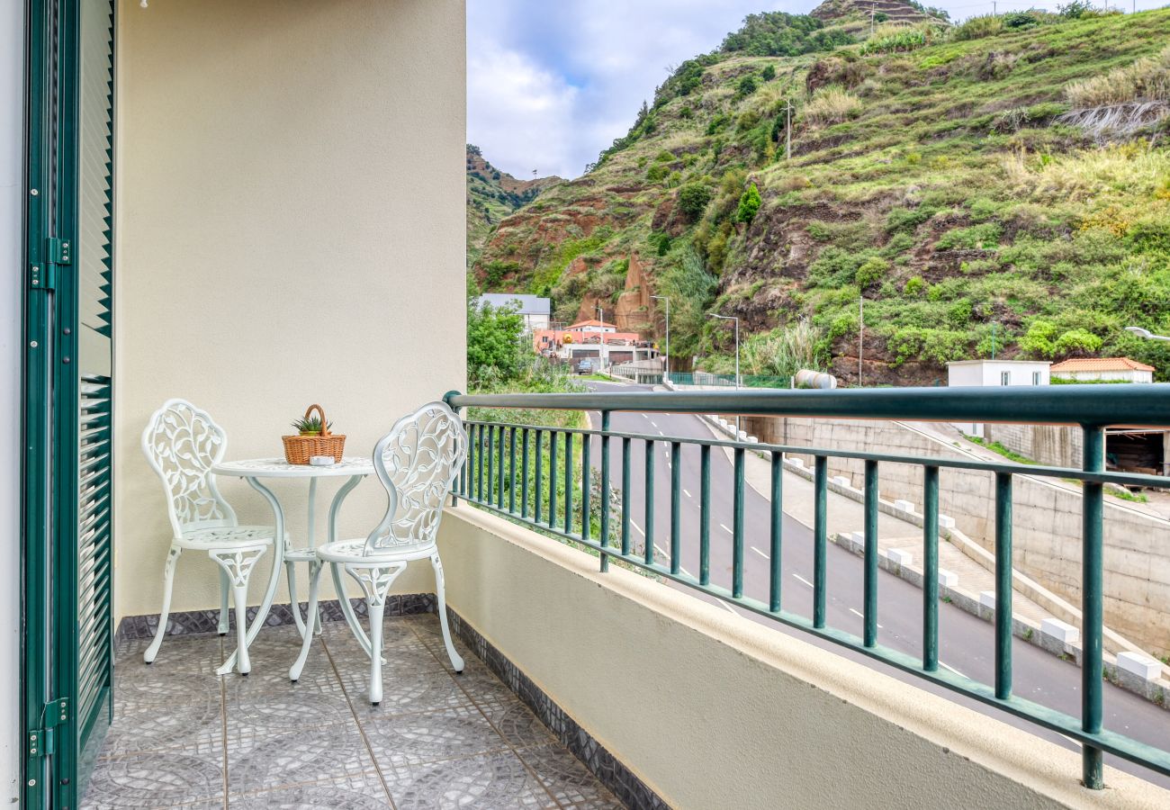 Apartamento en Tabua - Valley Nest, a Home in Madeira
