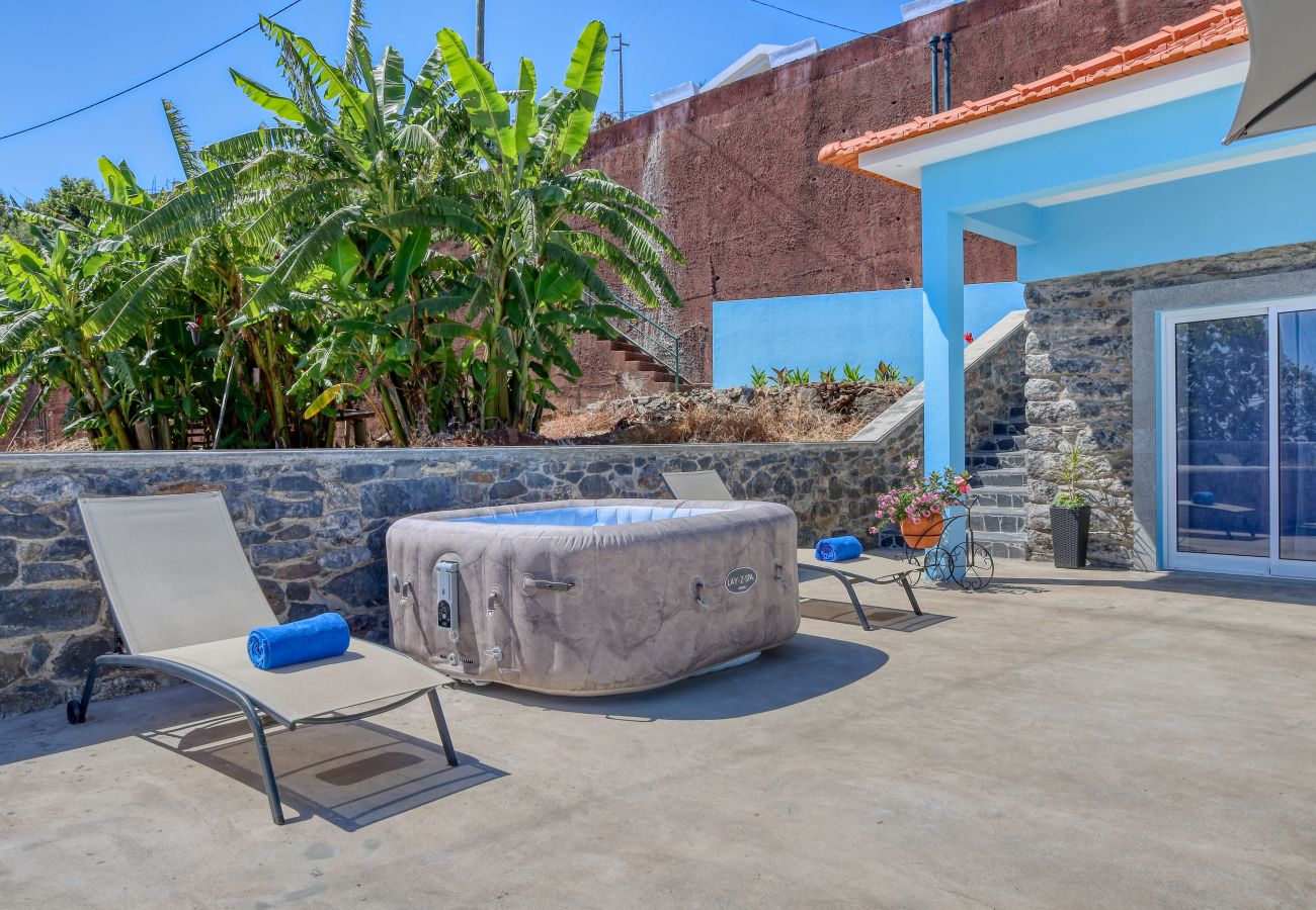 Casa en Ponta do Sol - Silva's House, a Home in Madeira