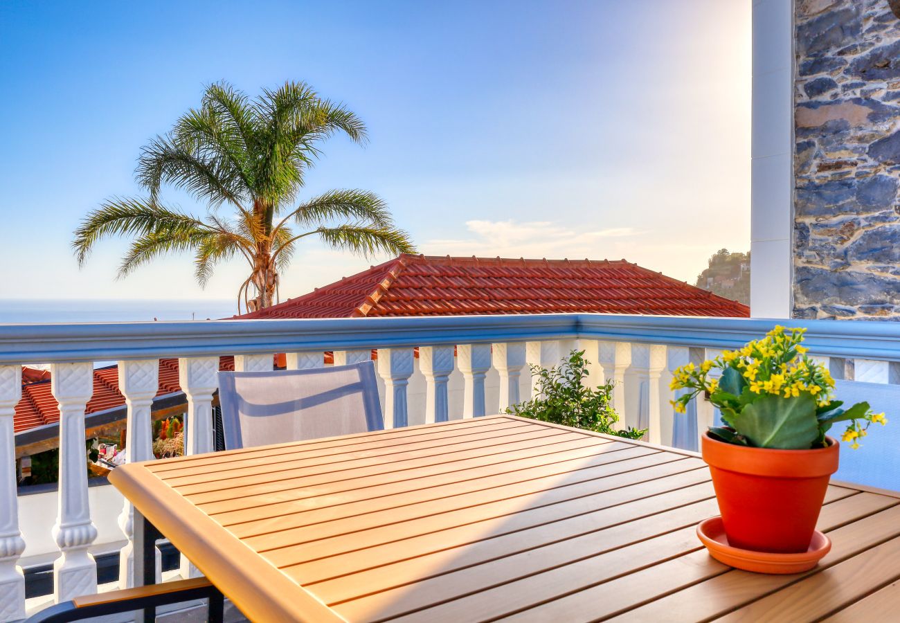 Apartamento en Ponta do Sol - Casa São Tiago, a Home in Madeira