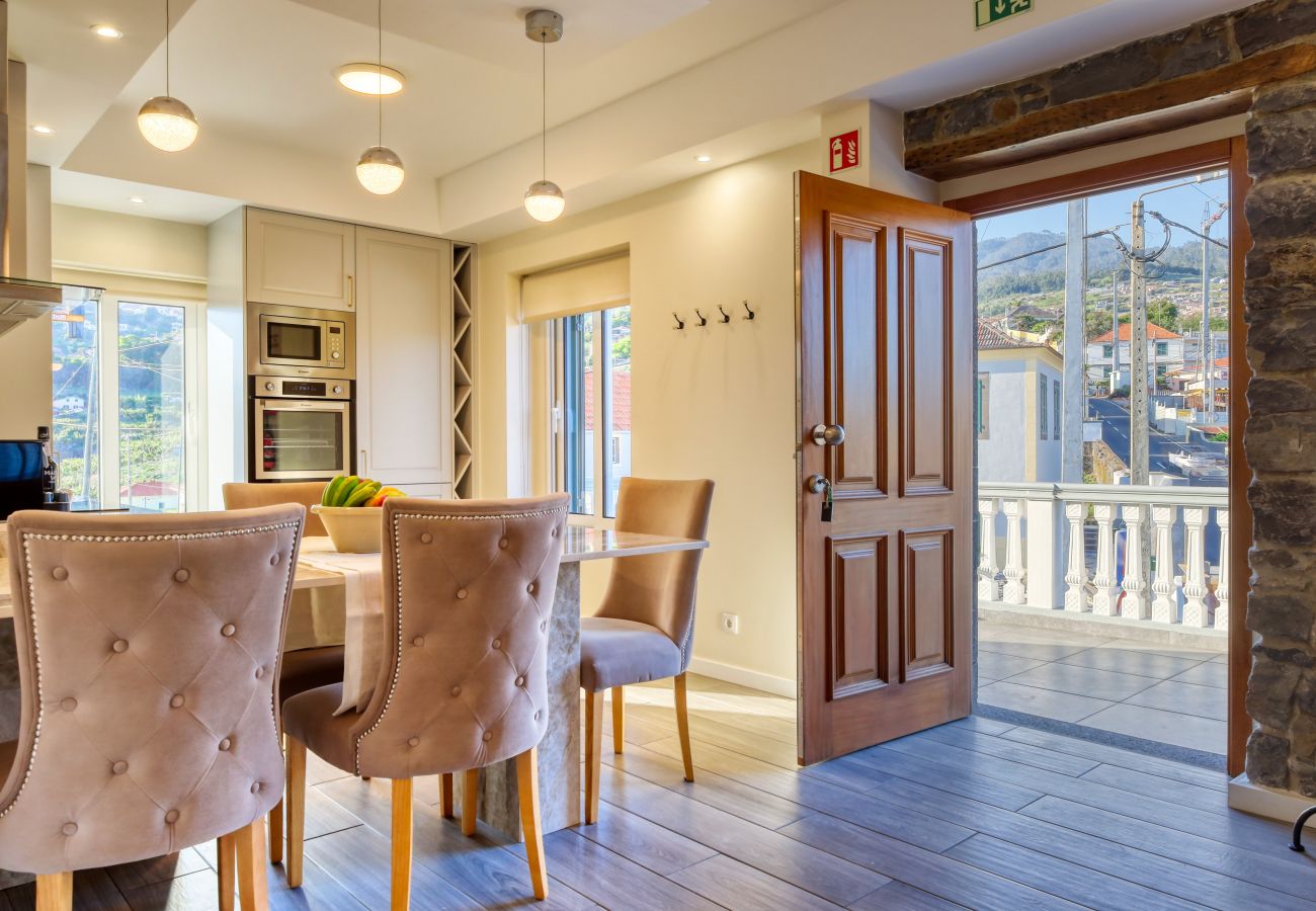 Apartamento en Ponta do Sol - Casa São Tiago, a Home in Madeira