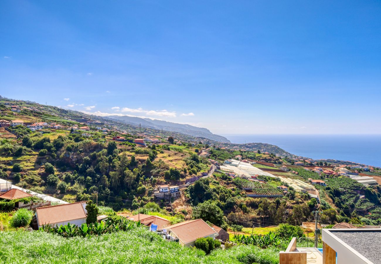 Casa en Ponta do Sol - Blue House, a Home in Madeira
