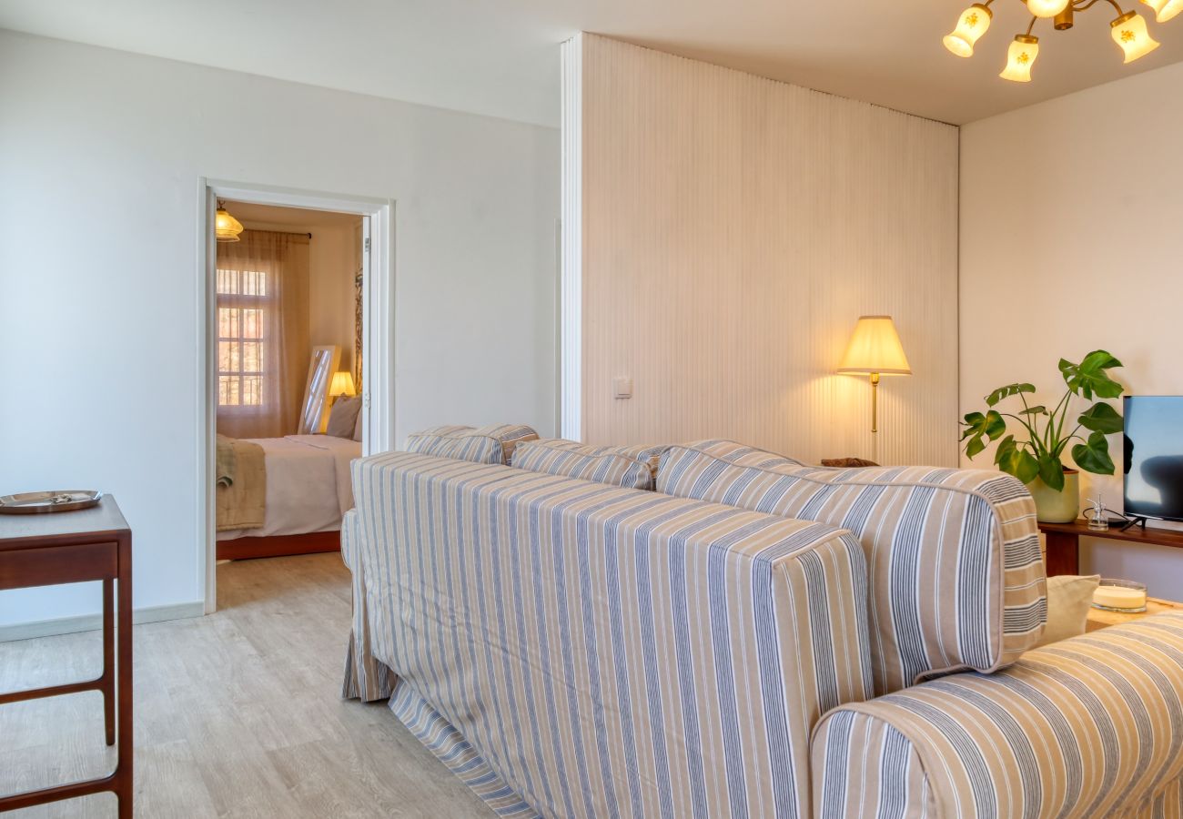 Casa en Ponta do Sol - Blue House, a Home in Madeira