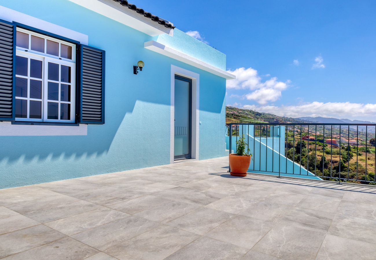Casa en Ponta do Sol - Blue House, a Home in Madeira