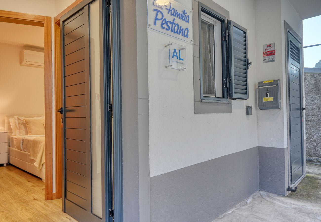 Appartement à Seixal - Casa Familia Pestana 1, a Home in Madeira