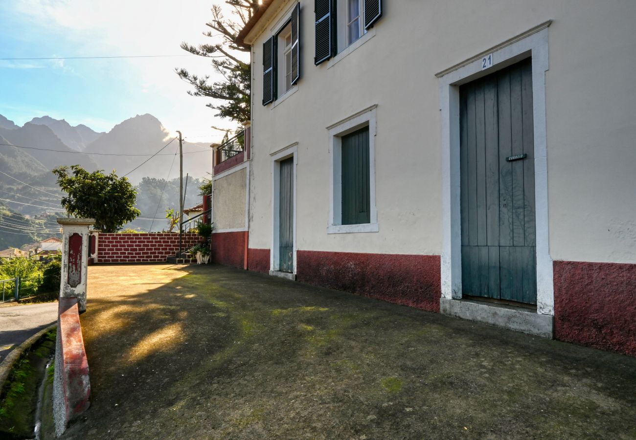 Appartement à São Vicente - Casa do Pinheiro, a Home in Madeira