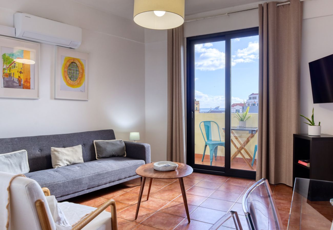 Appartement à Funchal - Beco Santa Emilia 4N, a Home in Madeira