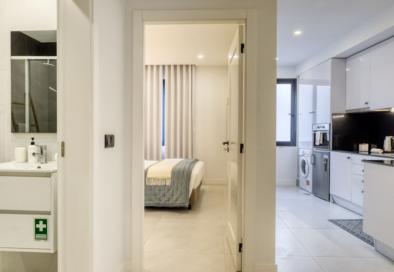 Appartement à Funchal - Beco Santa Emilia 2G, a Home in Madeira