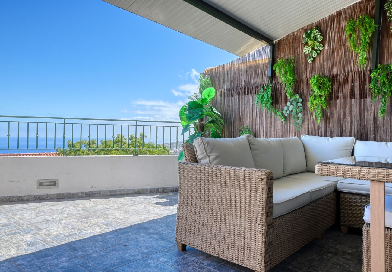 Maison à Santa Cruz - Graca's Place, a Home in Madeira