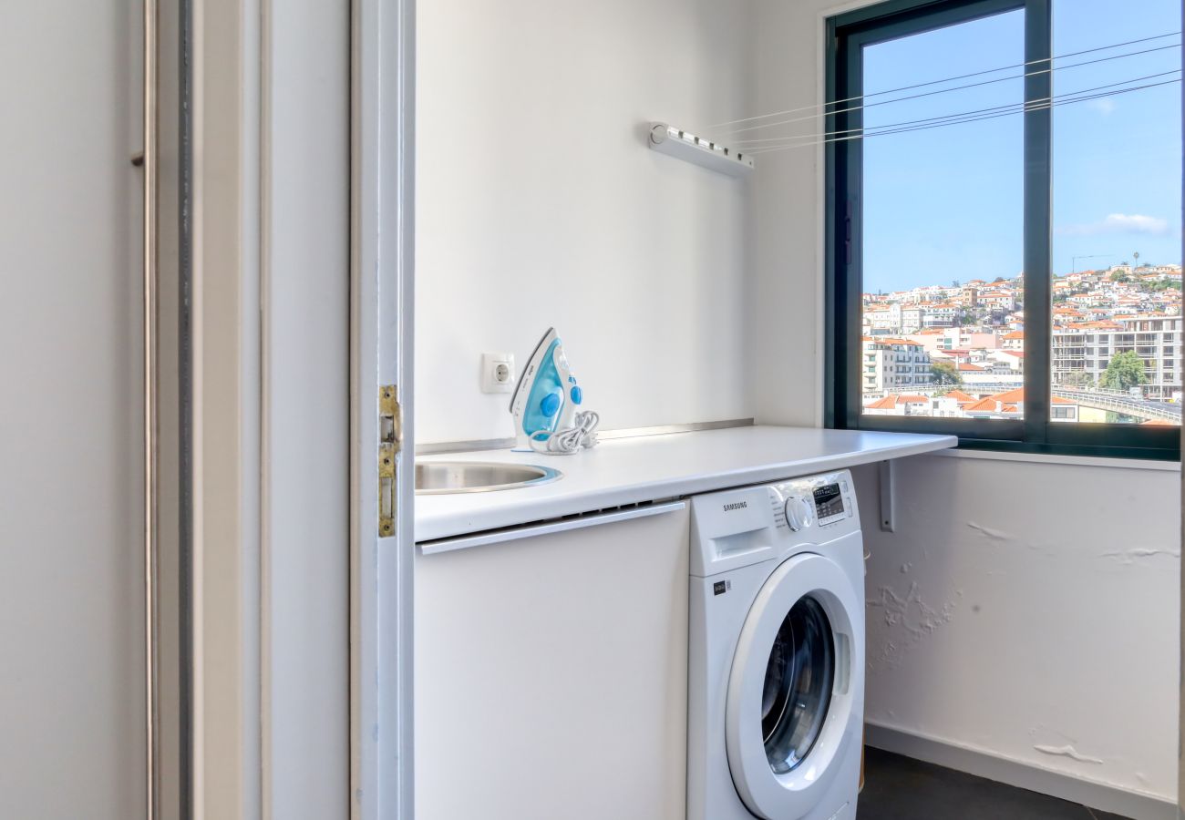 Appartement à Funchal - Funchal Panoramic View, a Home in Madeira