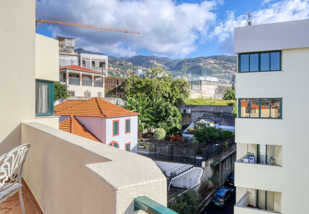 Appartement à Funchal - Funchal Panoramic View, a Home in Madeira