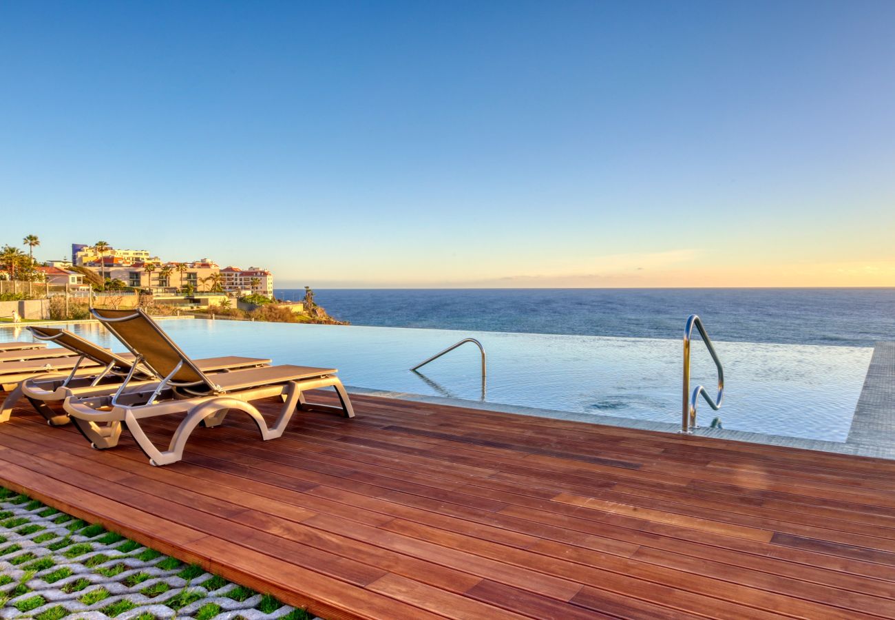 Appartement à Funchal - Funchal Acqua Blue 3O, a Home in Madeira
