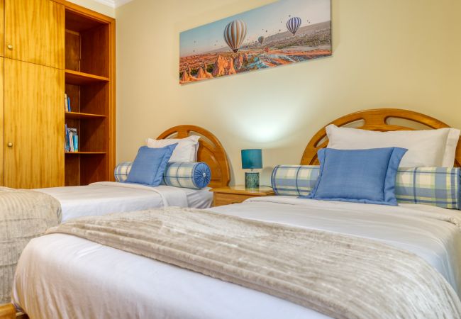 Appartement à Tabua - Valley Nest, a Home in Madeira