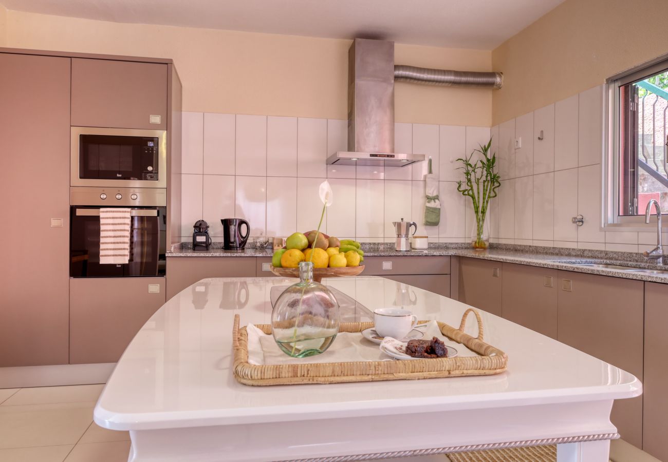 Appartement à Ponta do Sol - Sunrise House, a Home in Madeira