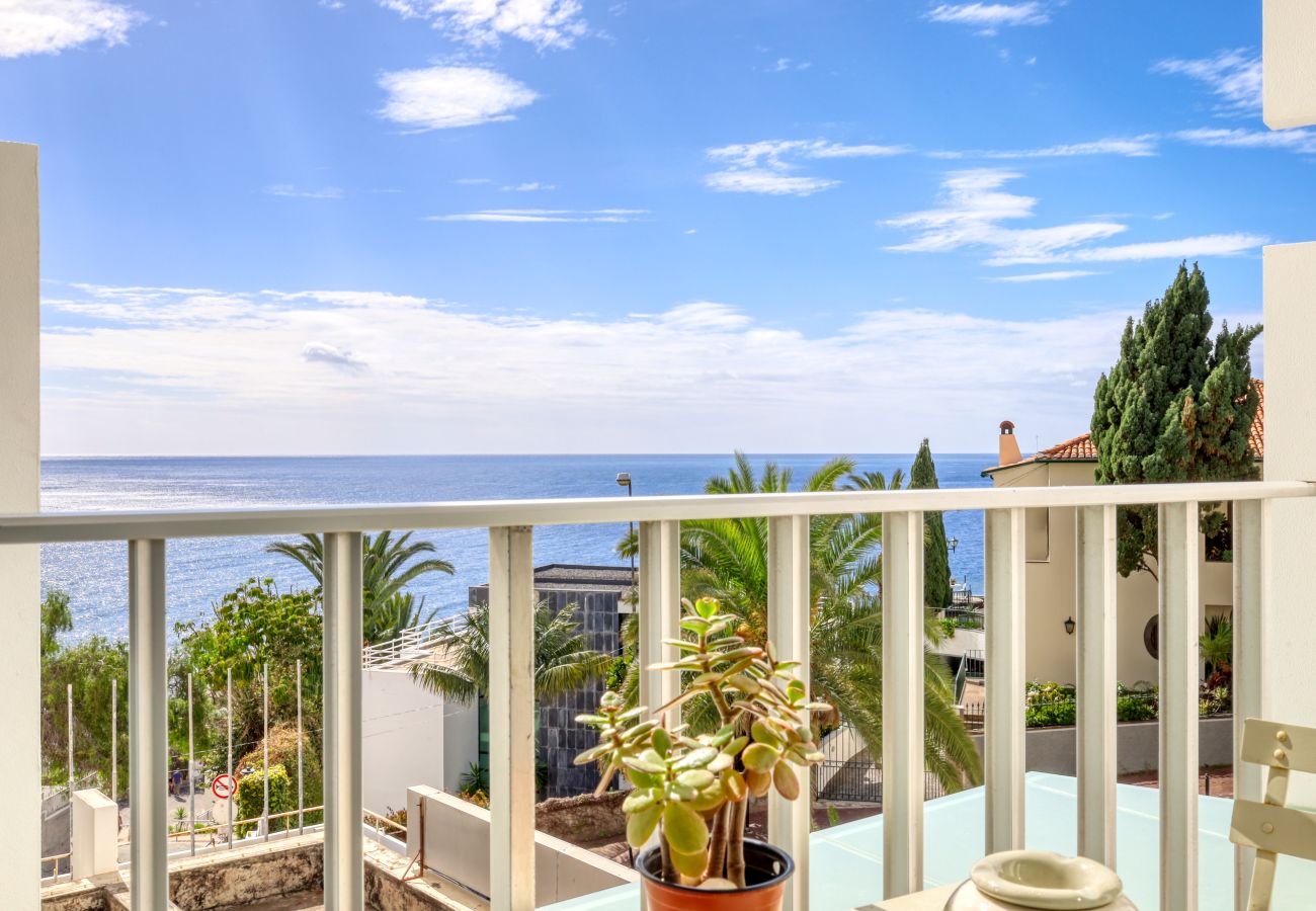 Apartamento em Funchal - Elsas Place, a Home in Madeira