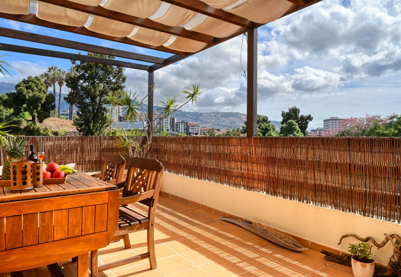 Apartamento em Funchal - Magnolia, a Home in Madeira