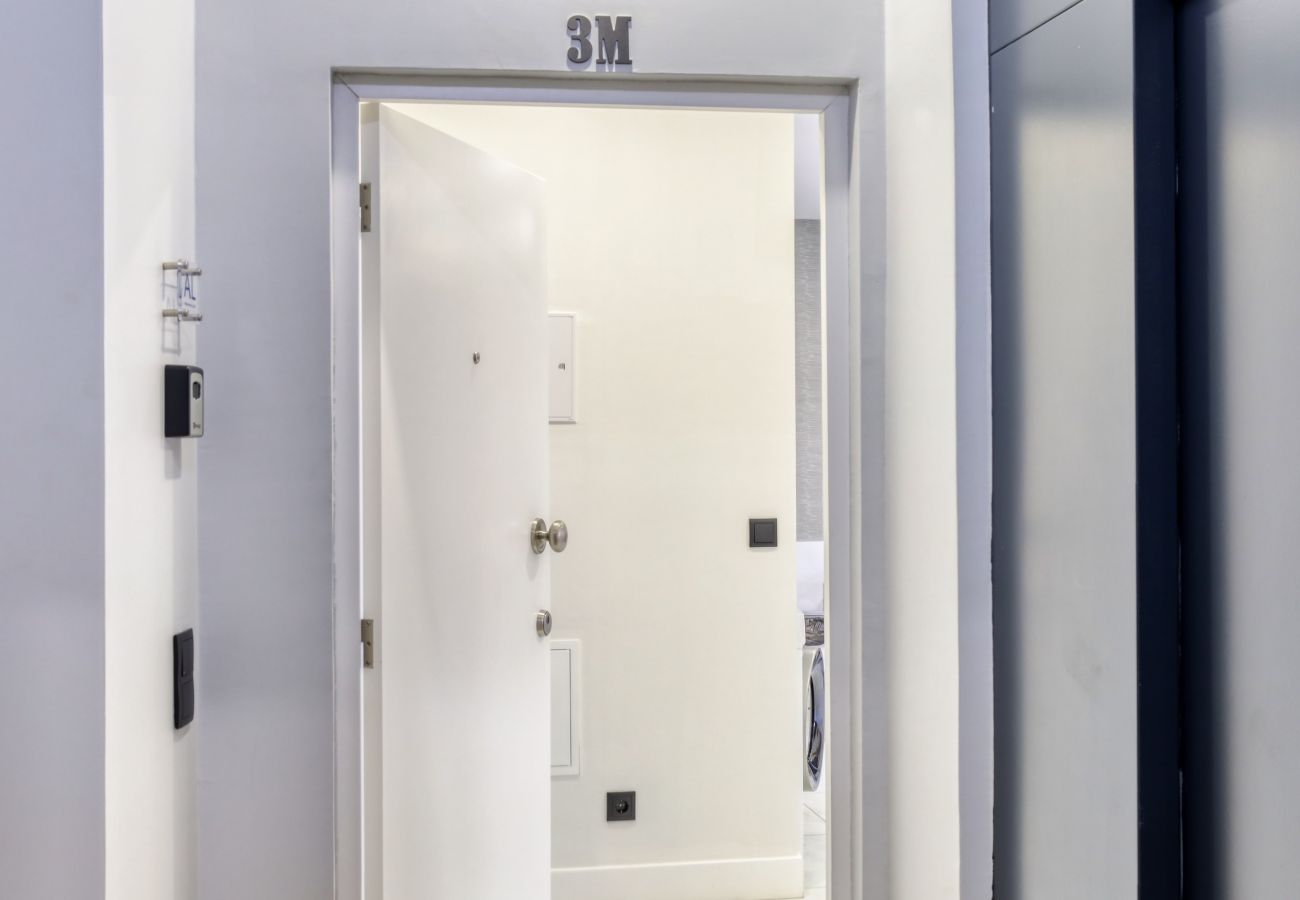 Apartamento em Funchal - Beco Santa Emilia 3M, a Home in Madeira