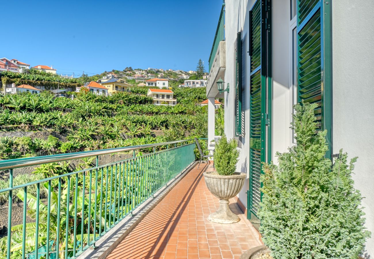 Apartamento em Ponta do Sol - Freitas Paradise, a Home in Madeira