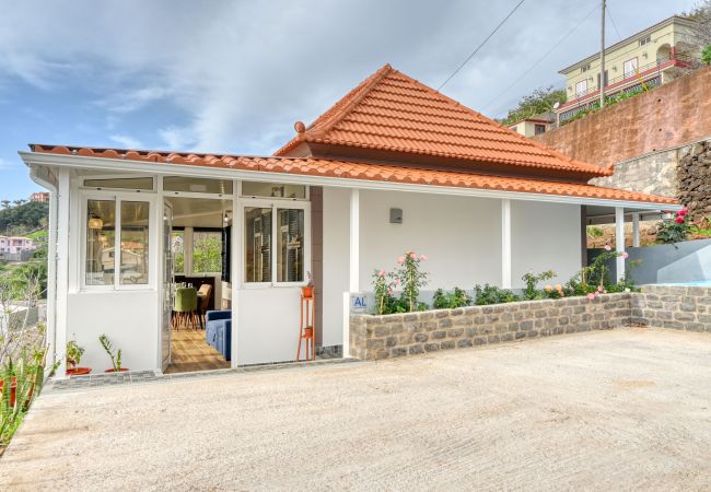 Casa em Ponta do Sol - Atlantic View, a Home in Madeira