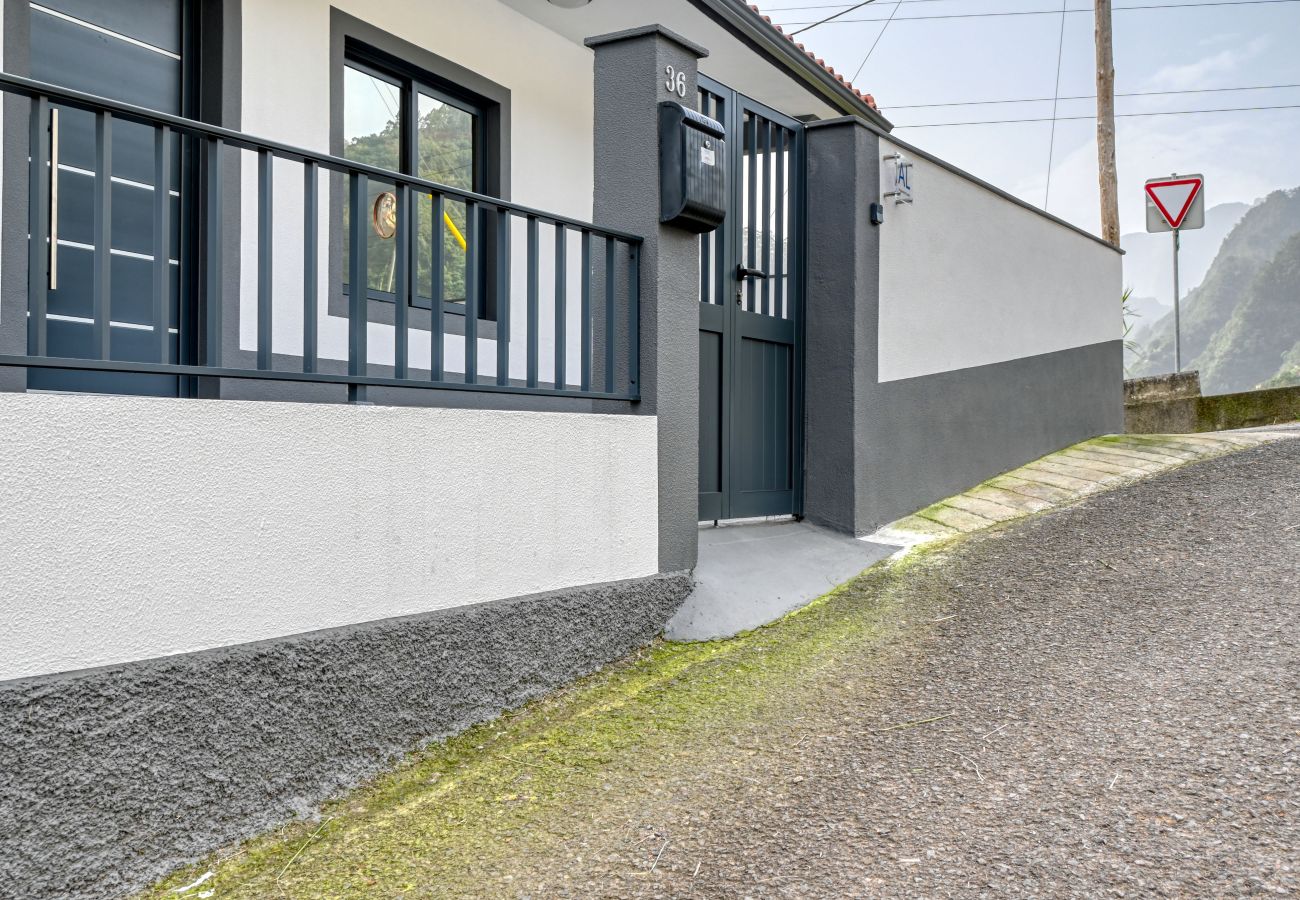 Apartamento em Faial - Casa dos Anjos, a Home in Madeira